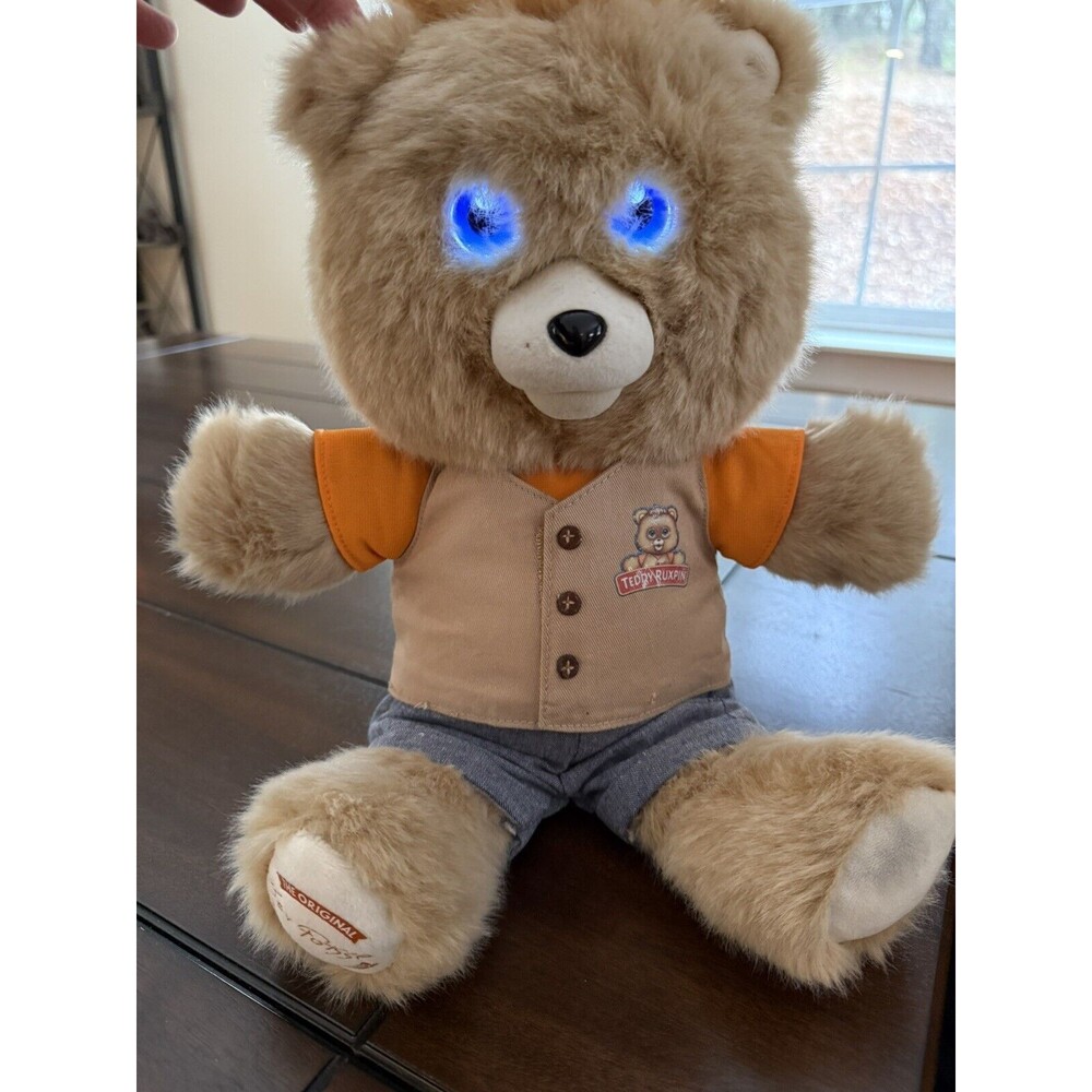 Teddy Ruxpin 2017 Official Return Animated Storytelling Bear Bluetooth LCD Eyes